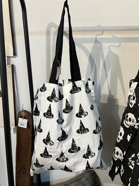 NWT Halloween Trick or Treat Tote Bag | Black Witch Hat Print
